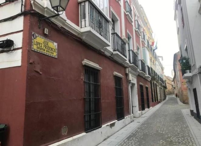 Piso en venta en Badajoz, Casco Antiguo photo 0