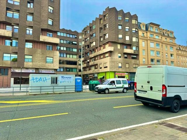 Oficina en venta en Bilbao, Deusto photo 0