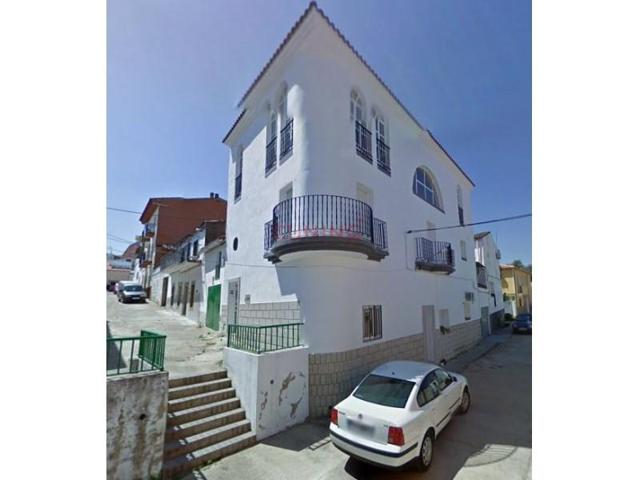 Casa en venta en Alcuéscar photo 0