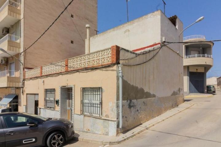 Casa en venta en Redován, 03370 photo 0