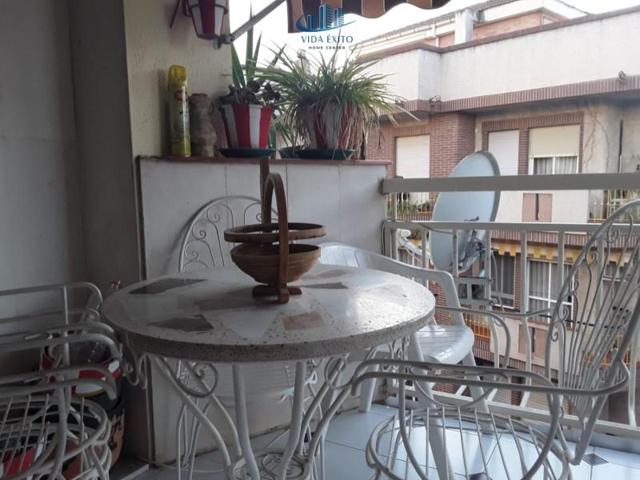 Piso en venta en Linares, Linares photo 0