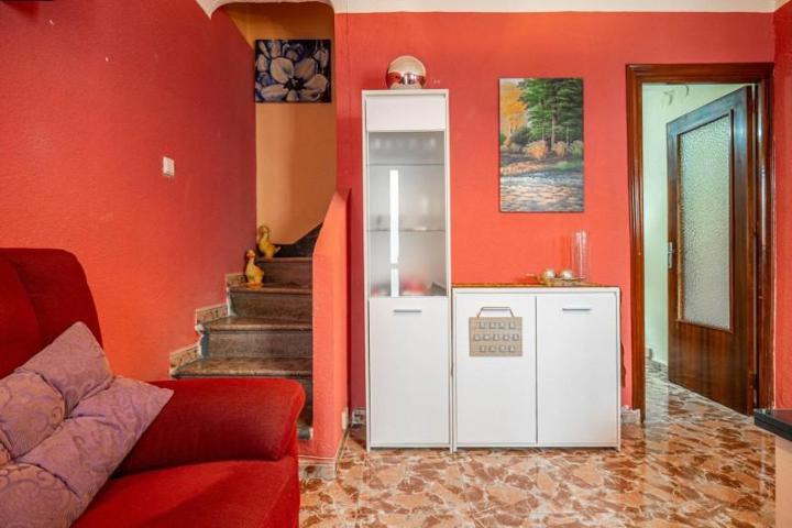 Casa en venta en Jun, Vega de granada zona noroeste photo 0