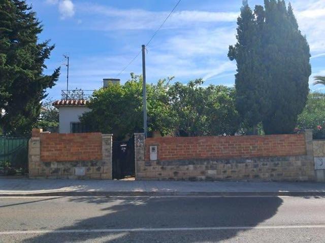 Chalet en venta en Torredembarra, Clarà photo 0