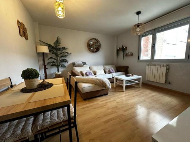 Apartamento en venta en Villamediana de Iregua, Área de Villamediana de Iregua photo 0