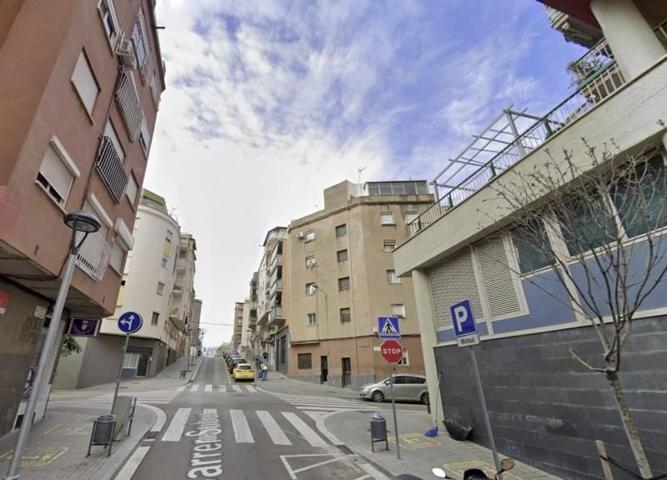 Piso en venta en L'Hospitalet de Llobregat, La Florida photo 0