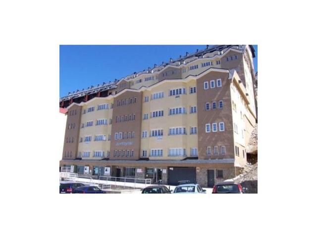 Apartamento en venta en Sierra Nevada photo 0