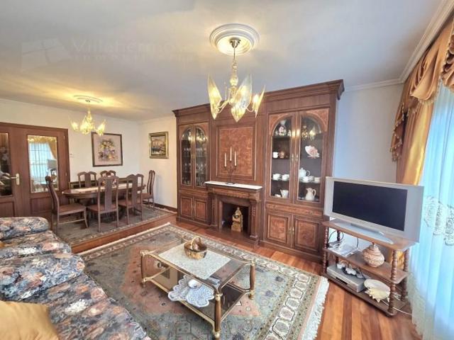 Piso en venta en Medina de Pomar photo 0