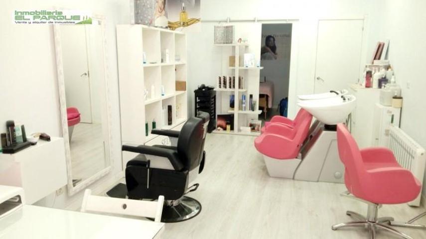 Local comercial en venta en Gijón, La Arena photo 0