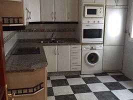 Adosada en venta en La Bañeza, La Bañeza photo 0