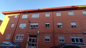 Piso en venta en San Andrés del Rabanedo, Pinilla photo 0