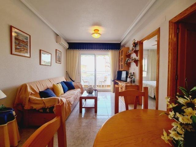 Apartamento en venta en Torrevieja, La Mata pueblo photo 0