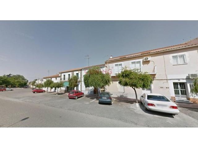 Local comercial en venta en Madroñera photo 0