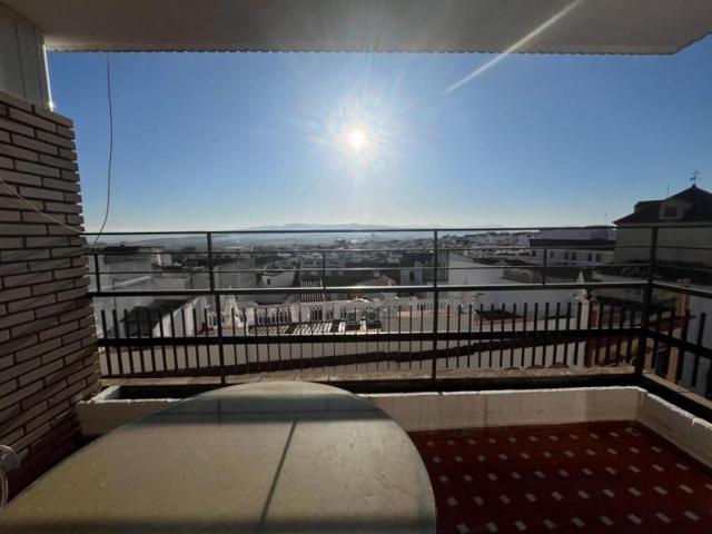 Piso en venta en Montilla photo 0