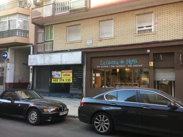 Local comercial en venta en Zaragoza, Arrabal photo 0