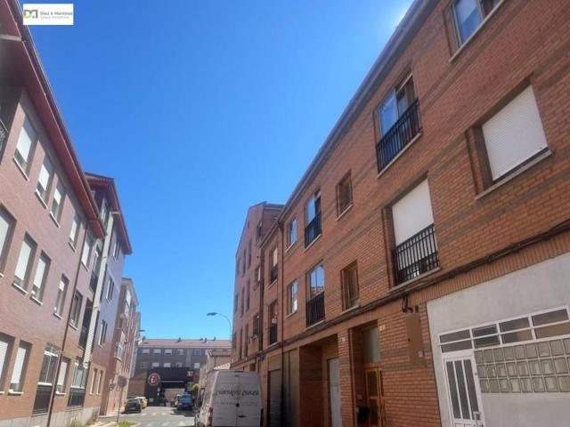 Piso en venta en San Andrés del Rabanedo, Trobajo del Camino photo 0