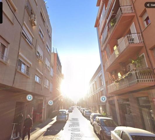 Piso en venta en Sabadell, Creu alta photo 0