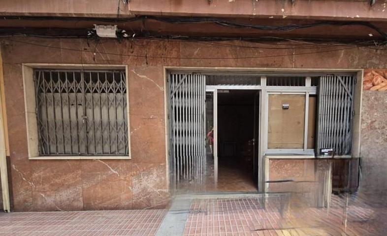 Local comercial en venta en Benidorm, Levante photo 0