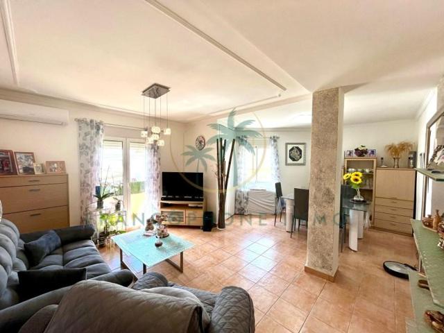 Apartamento en venta en l'Alqueria de la Comtessa photo 0