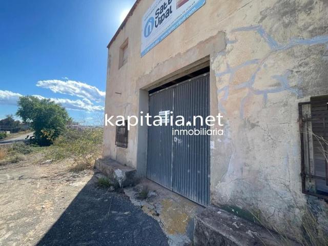 Nave industrial en venta en Canals, Aiacor photo 0