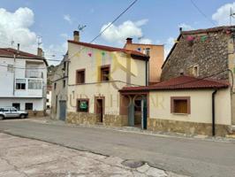 Casa en venta en Alcoroches photo 0