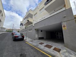 Piso en venta en Polopos photo 0