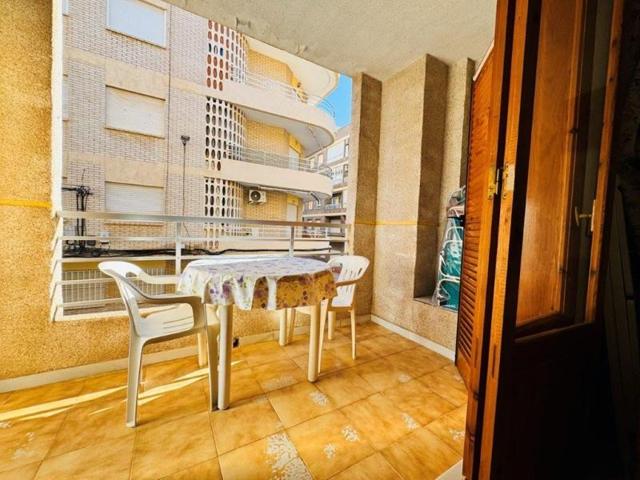 Apartamento en venta en Torrevieja, La Mata photo 0