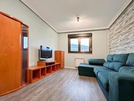Piso en venta en Oviedo photo 0