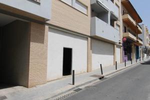 Local comercial en venta en Motril, Cl. Santisimo photo 0