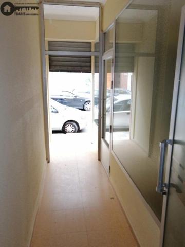 Local comercial en venta en Albacete, El pilar photo 0
