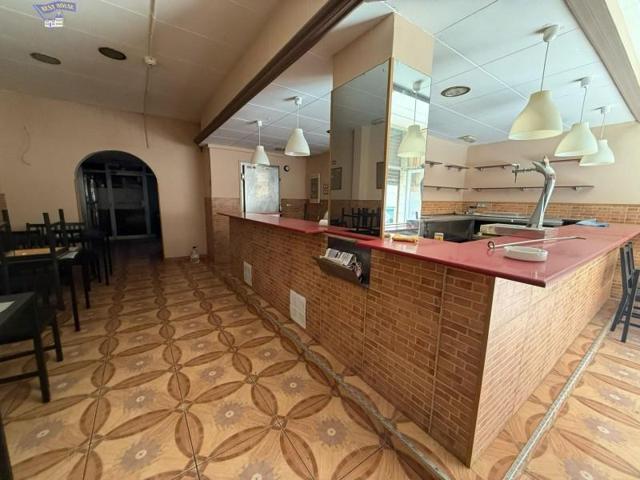 Local comercial en venta en Montcada i Reixac, Masrampinyo photo 0