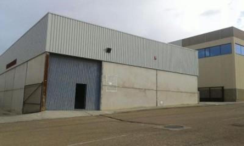 Nave industrial en venta en Arroyo de San Serván, Arroyo De San Serván photo 0
