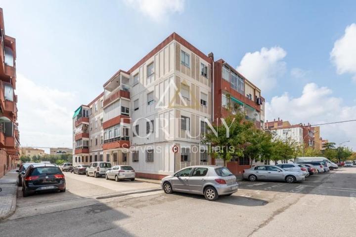 Piso en venta en Tarragona, Torreforta photo 0