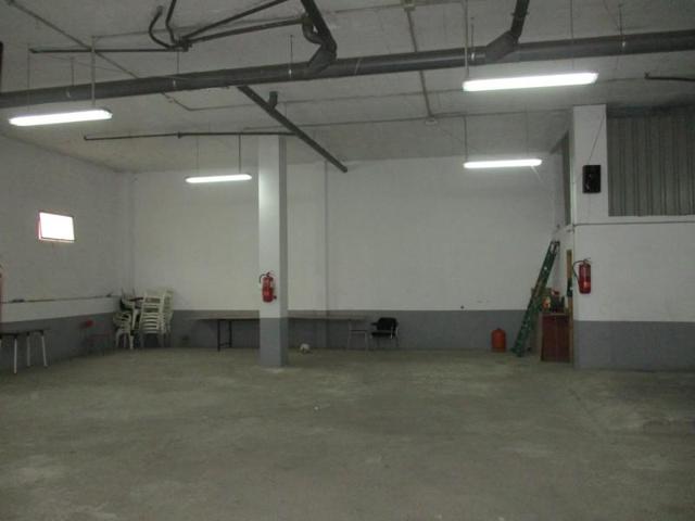 Local comercial en venta en Puertollano, PUERTOLLANO photo 0