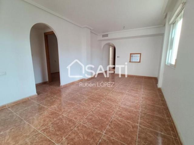 Piso en venta en Los Alcázares photo 0