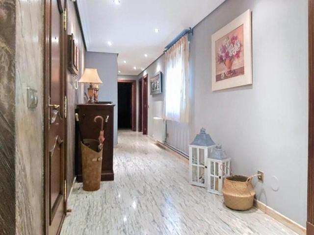 Piso en venta en Mancha Real photo 0