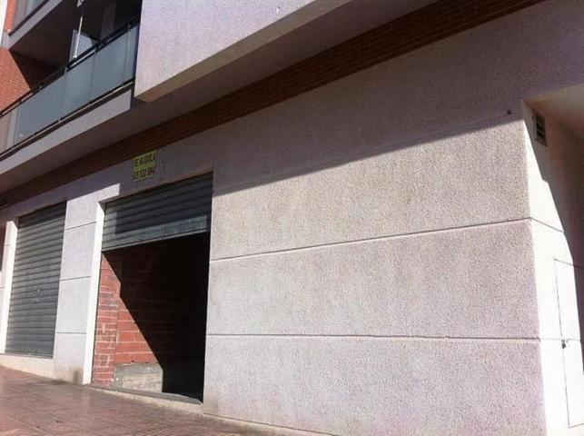 Local comercial en venta en Buñol, Buñol photo 0
