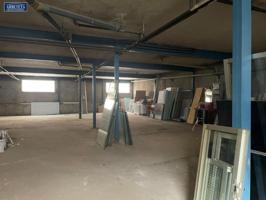 Local comercial en venta en Marchamalo, Marchamalo photo 0