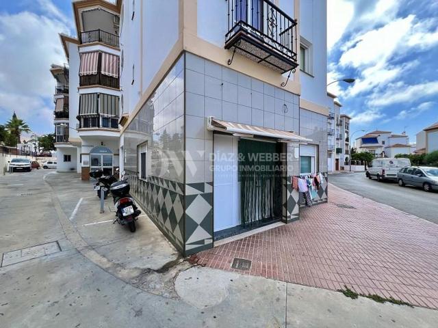 Chalet en venta en Torrox photo 0