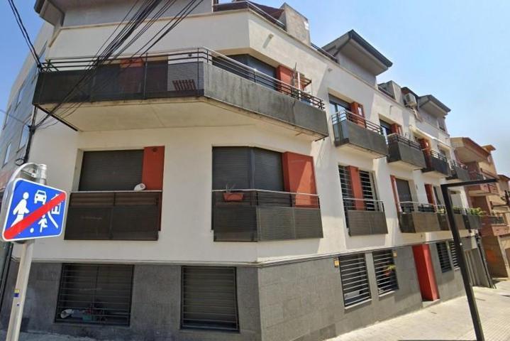 Piso en venta en Rubí, Centre photo 0
