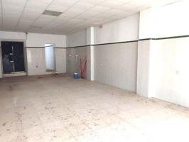 Local comercial en venta en Guillena, Guillena photo 0