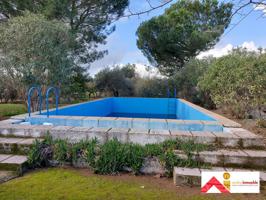 Chalet en venta en Arahal, Arahal photo 0