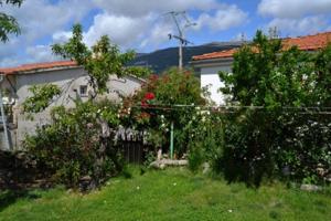 Chalet en venta en Valdastillas, Valle del jerte photo 0