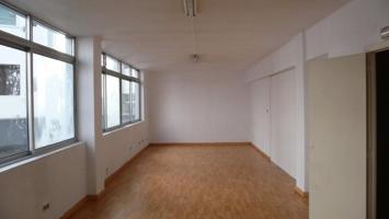 Oficina en venta en Vigo, Casablanca photo 0