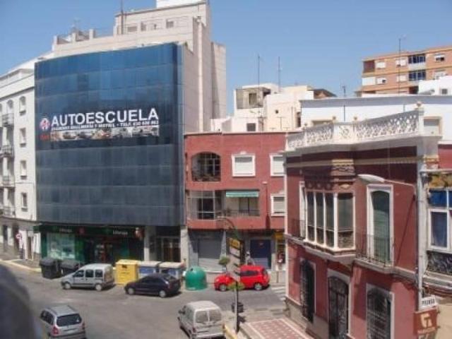 Piso en venta en Adra, Adra photo 0