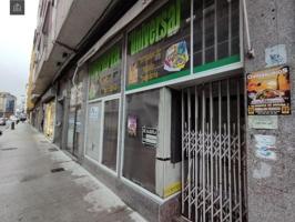 Local comercial en venta en Vilagarcía de Arousa, Centro photo 0