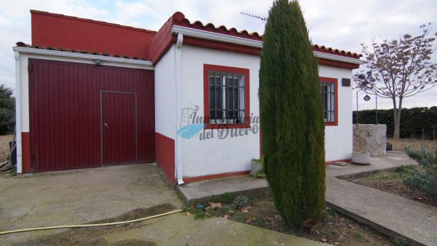 Casa con terreno en venta en Morales del Vino, Morales Del Vino photo 0