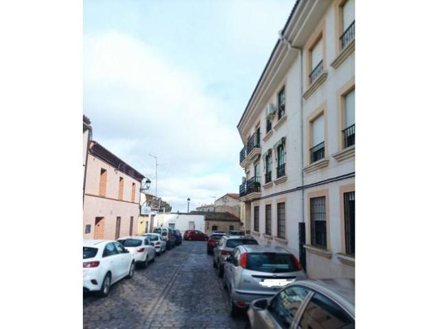 Piso en venta en Cáceres photo 0