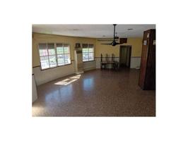 Local comercial en venta en Vilafranca del Penedès photo 0