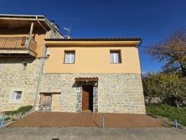 Casa en venta en Merindad de Sotoscueva photo 0