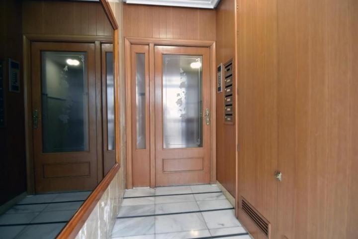 Piso en venta en Elche, Corazon de Jesus photo 0